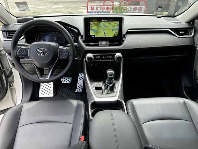 旗艦版 IKEY/摸門/盲點/導航/360環景/ACC跟車/CarPlay/記憶電動椅/腳踢電尾門 認證車 可全貸  第9張相片