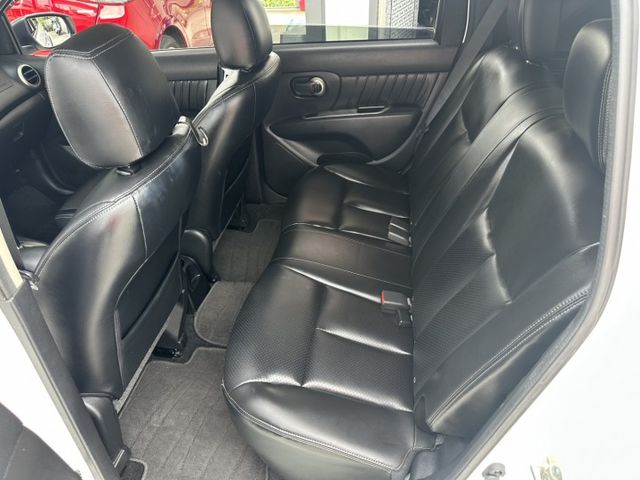 行家皮椅版 一手認證車 全車原版件 原廠保養 只跑6萬公里 可全額貸 保固2年  第9張相片