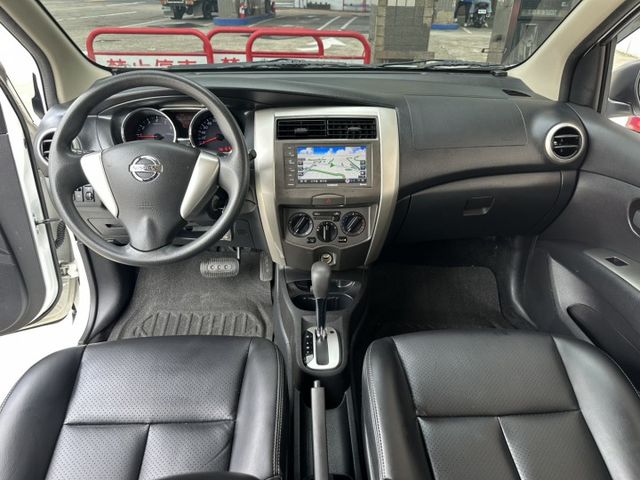 行家皮椅版 一手認證車 全車原版件 原廠保養 只跑6萬公里 可全額貸 保固2年  第10張相片