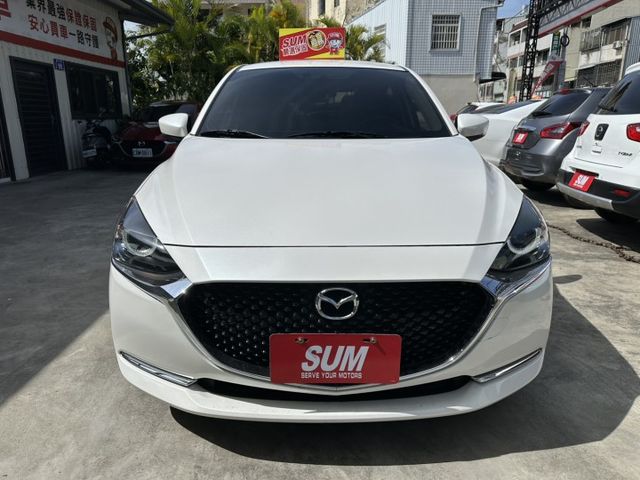 旗艦版 IKEY 摸門 盲點 CarPlay 前後錄紀錄器 一手認證車 里程保證只跑4.5萬公里 可全額貸款 保固1年  第2張相片