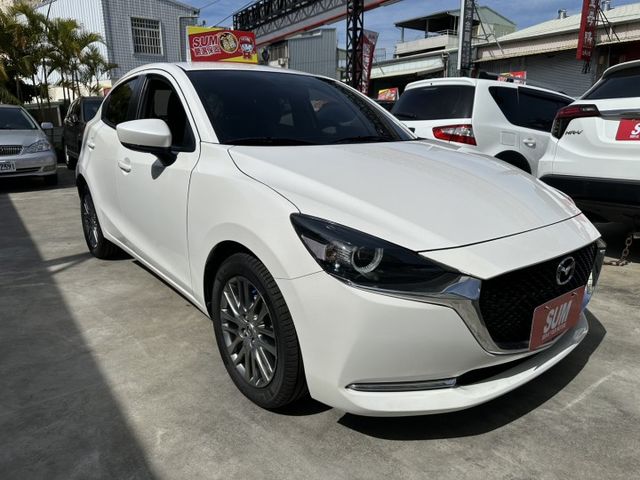 旗艦版 IKEY 摸門 盲點 CarPlay 前後錄紀錄器 一手認證車 里程保證只跑4.5萬公里 可全額貸款 保固1年  第3張相片