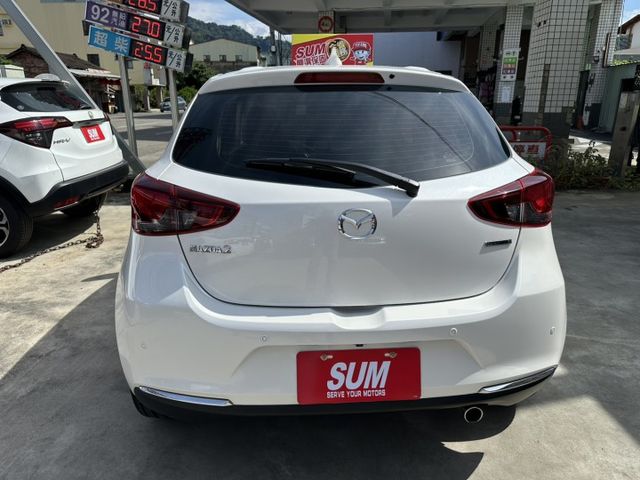 旗艦版 IKEY 摸門 盲點 CarPlay 前後錄紀錄器 一手認證車 里程保證只跑4.5萬公里 可全額貸款 保固1年  第5張相片