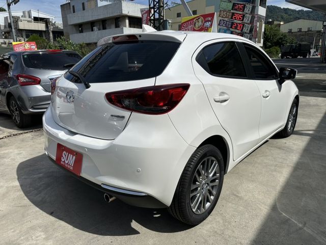 旗艦版 IKEY 摸門 盲點 CarPlay 前後錄紀錄器 一手認證車 里程保證只跑4.5萬公里 可全額貸款 保固1年  第6張相片