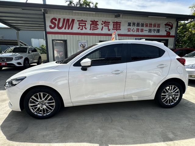 旗艦版 IKEY 摸門 盲點 CarPlay 前後錄紀錄器 一手認證車 里程保證只跑4.5萬公里 可全額貸款 保固1年  第7張相片