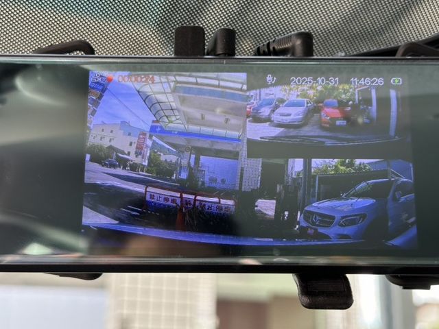 旗艦版 IKEY 摸門 盲點 CarPlay 前後錄紀錄器 一手認證車 里程保證只跑4.5萬公里 可全額貸款 保固1年  第18張相片