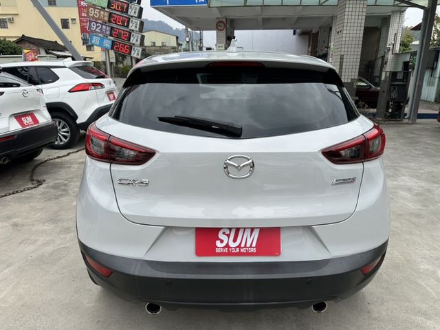 1.5柴油 一手車 IKEY摸門 恆溫 盲點 導航 定速 抬顯 18吋鋁圈 省油省稅馬力大 可全貸  第5張相片