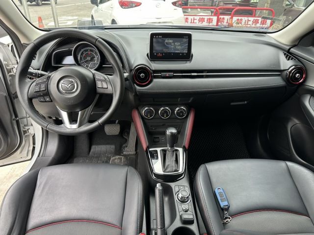 1.5柴油 一手車 IKEY摸門 恆溫 盲點 導航 定速 抬顯 18吋鋁圈 省油省稅馬力大 可全貸  第9張相片