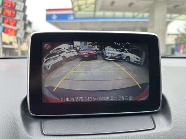 1.5柴油 一手車 IKEY摸門 恆溫 盲點 導航 定速 抬顯 18吋鋁圈 省油省稅馬力大 可全貸  第13張相片