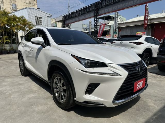 菁英plus ACC跟車/車道偏移/電尾門/雙電動加熱椅/無線CarPlay 原鈑件 全原廠保養 工單都在 已認證  第3張相片