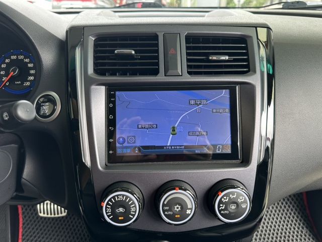 保證只跑9000公里 一手車庫車 原鈑件 IKEY摸門 盲點 電尾門 導航 倒車影像 全程原廠保養 可全貸 保固1年  第10張相片