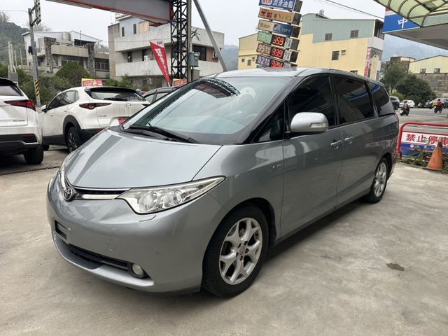 福祉車 七人座 原鈑件 認證車 車況非常好 ikey 摸門 雙電滑門 電動尾門 電動椅 無線CarPlay 可貸款  第3張相片