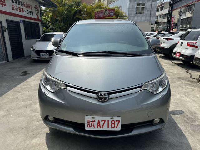 福祉車 七人座 原鈑件 認證車 車況非常好 ikey 摸門 雙電滑門 電動尾門 電動椅 無線CarPlay 可貸款  第4張相片