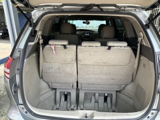 福祉車 七人座 原鈑件 認證車 車況非常好 ikey 摸門 雙電滑門 電動尾門 電動椅 無線CarPlay 可貸款  第20張相片