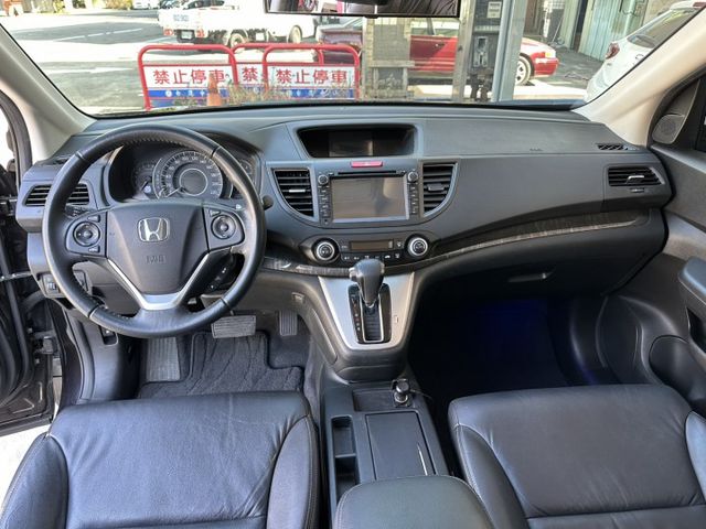 4代CRV 2.4 原鈑件 認證車 里程保證12萬 裡外氣氛都漂亮 可全貸  第9張相片