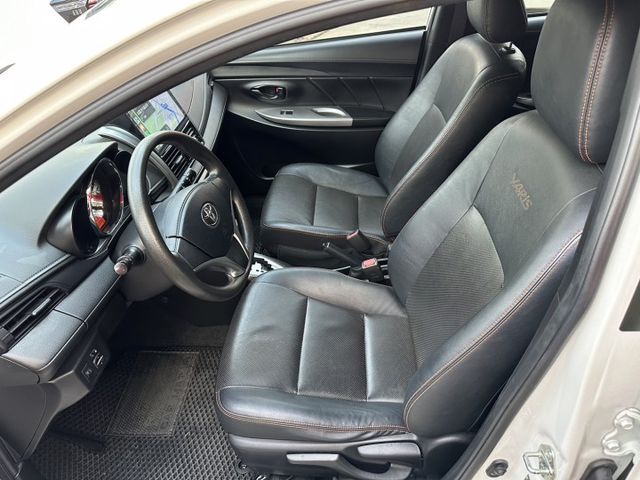原鈑件 認證車 里程保證7.2萬公里 無線CarPlay 導航 導車影像 不用殺價就很便宜 可全貸 保固1年  第7張相片