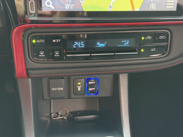 稀有X版 認證車 里程保證6萬多公里 IKey摸門 盲點 換檔快撥 衛星導航 CarPlay 可全貸 保固2年  第18張相片