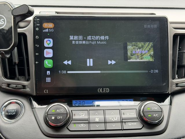 一手車 ACC跟車 認證車 只跑11萬公里 Ikey摸門 無線CarPlay 電動椅 可全貸  第15張相片