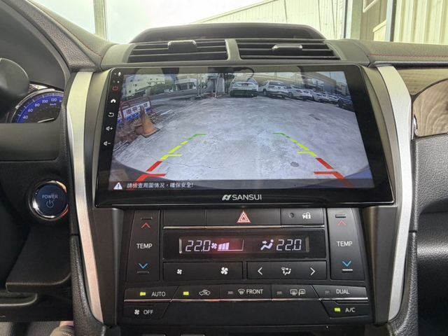 油電 一手車 原鈑件 里程保證8萬公里 IKEY摸門 天窗 無線CarPlay 電動椅 抬頭顯示 可全貸  第12張相片