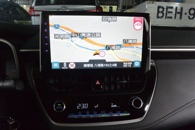 2022年12月出廠~1.8豪華影音版~僅跑2萬5千多公里~新車保固中~里程保證  第12張相片