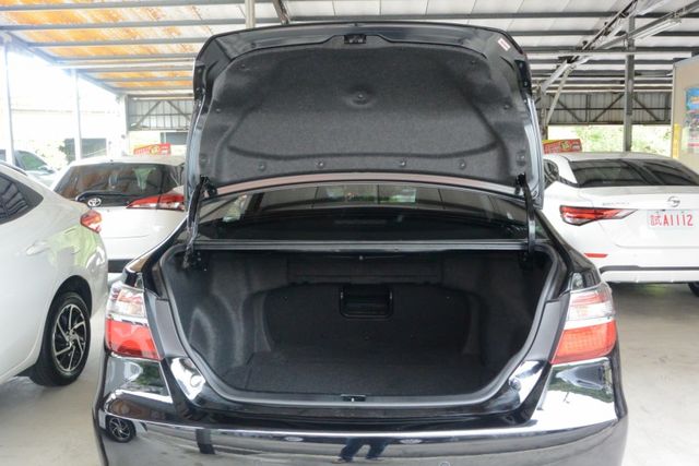 2020年1月出廠~2.0雅致版~雙區恆溫.胎壓偵測~僅跑4萬7千多公里~里程保證  第14張相片