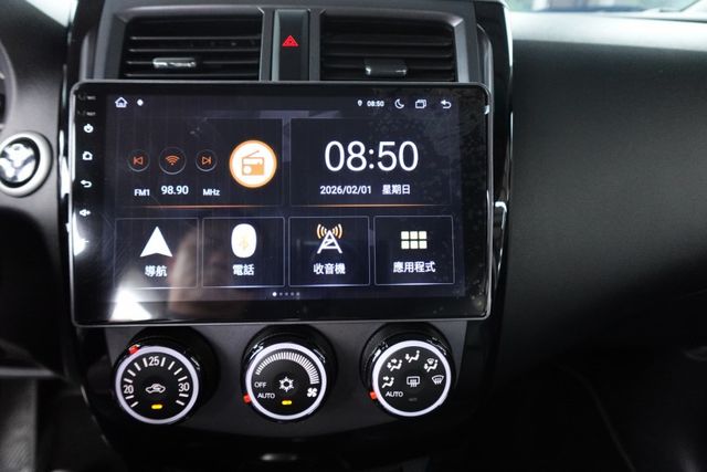 2023年12月出廠~1.5 輕鬆影音版~安卓機.電子式後視鏡~僅跑1萬8千多公里~新車保固中~里程保證  第11張相片