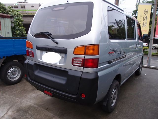 2013年3月出廠~5人座~1.3 廂型車~僅跑14萬公里~里程保證  第2張相片