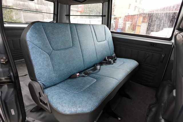 2013年3月出廠~5人座~1.3 廂型車~僅跑14萬公里~里程保證  第6張相片