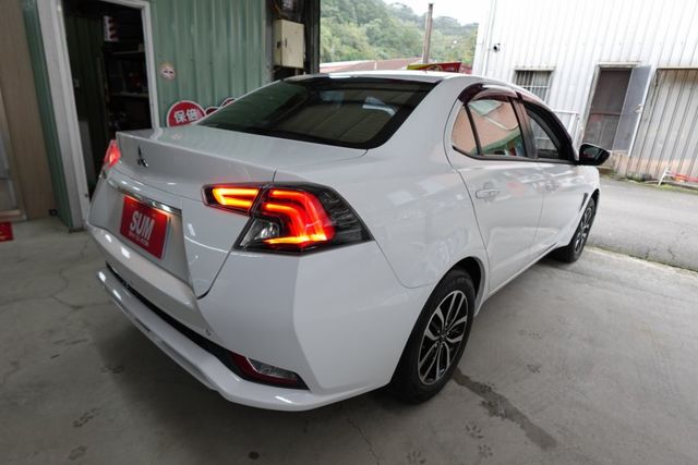 2021年12月出廠~魅力影音特仕版~I-KEY.數位儀表.原廠安卓機~僅跑6萬3千多公里~里程保證  第3張相片