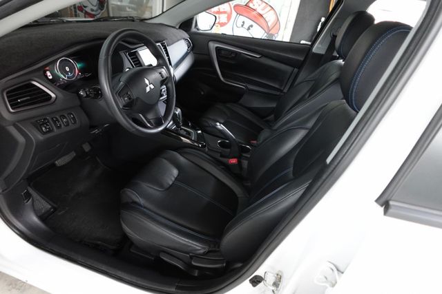 2021年12月出廠~魅力影音特仕版~I-KEY.數位儀表.原廠安卓機~僅跑6萬3千多公里~里程保證  第5張相片