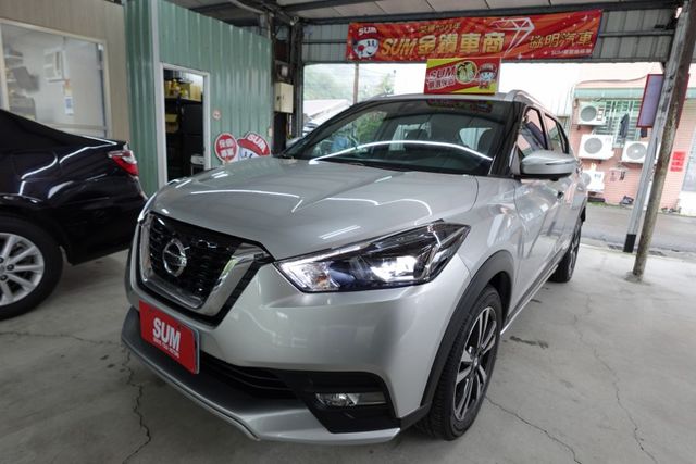 2022年9月出廠~1.5 智行旗艦版~LED頭燈.恆溫.環景.車頂架~僅跑4萬公里~里程保證  第1張相片