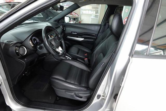 2022年9月出廠~1.5 智行旗艦版~LED頭燈.恆溫.環景.車頂架~僅跑4萬公里~里程保證  第5張相片