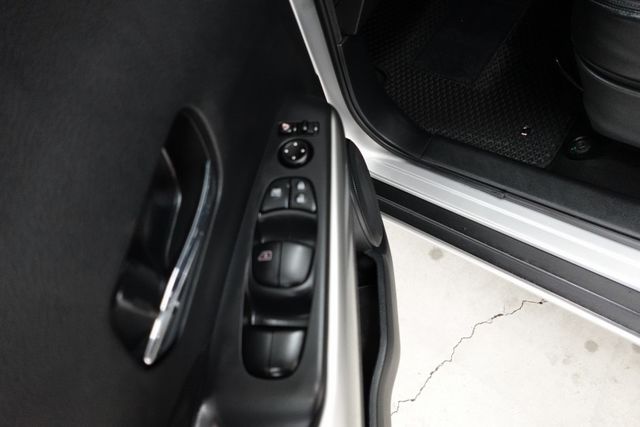 2022年9月出廠~1.5 智行旗艦版~LED頭燈.恆溫.環景.車頂架~僅跑4萬公里~里程保證  第10張相片