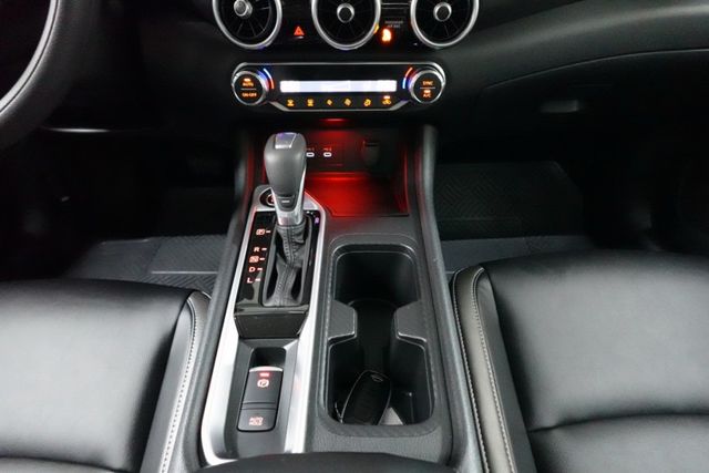 2025年3月出廠~1.6 尊爵智駕版~小改款.電子手煞車.環景.盲點.跟車~僅跑6千多公里~新車保固中~里程保證  第11張相片