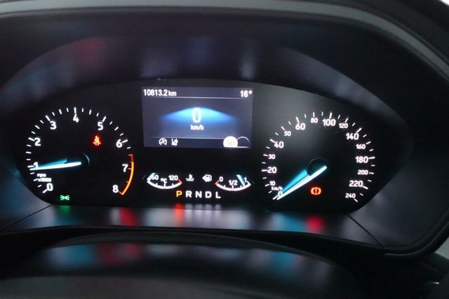 2025年4月出廠~1.5 X版~LED頭燈.盲點.導航~僅跑1萬公里~新車保固中~里程保證  第17張相片