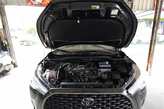 2022年5月出廠~1.8 尊爵影音版~LED頭燈.盲點.安卓機.衛導~僅跑6萬1千多公里~里程保證  第18張相片