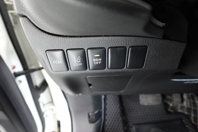 2019年5月出廠~2.4 2WD尊貴版~I-KEY.LED頭燈.導航.跟車~實跑12萬7千多公里~里程保證  第9張相片