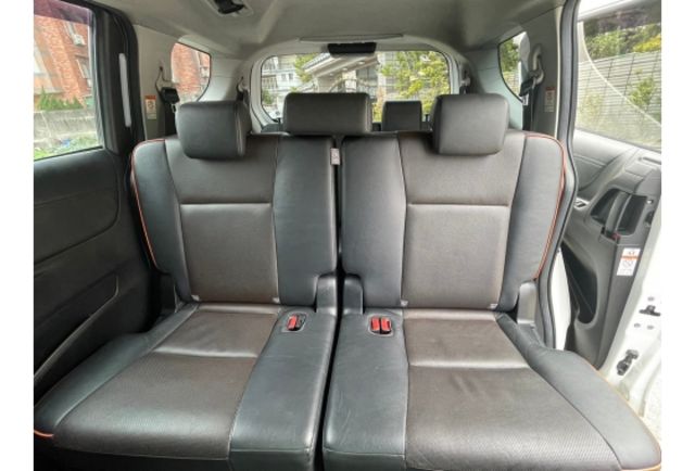 Toyota SIENTA  第7張相片