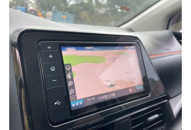 Toyota SIENTA  第9張相片
