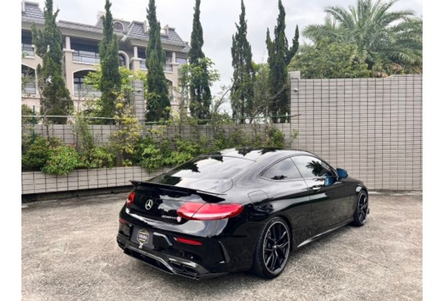 2016 C300 COUPE  第4張相片