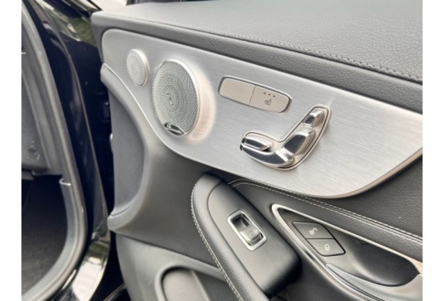 2016 C300 COUPE  第7張相片