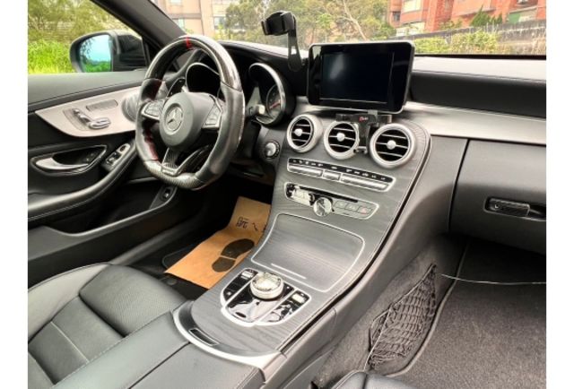 2016 C300 COUPE  第10張相片