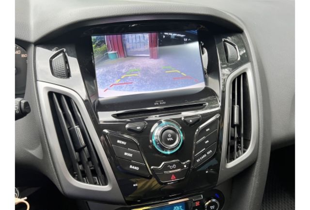 Ford FOCUS  第7張相片