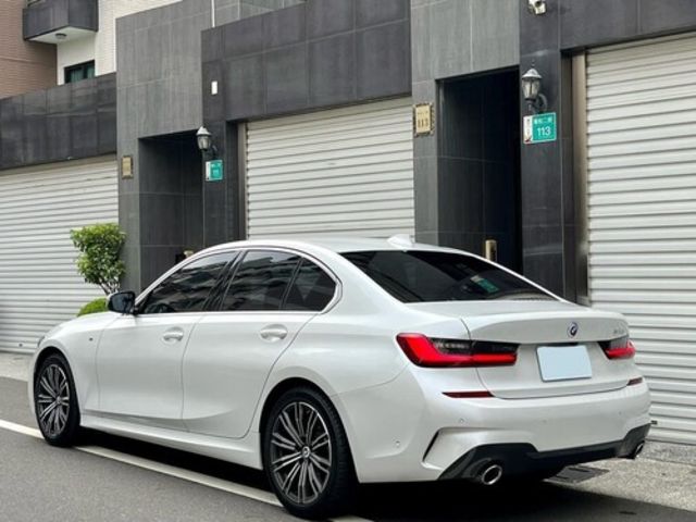 BMW寶馬 320I M SPORT  第3張相片