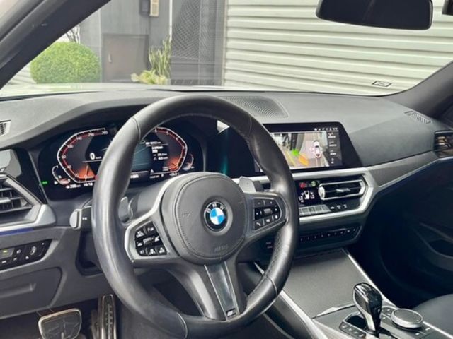 BMW寶馬 320I M SPORT  第7張相片