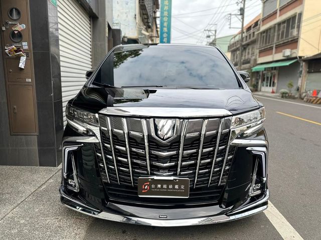TOYOTA豐田 ALPHARD  第2張相片