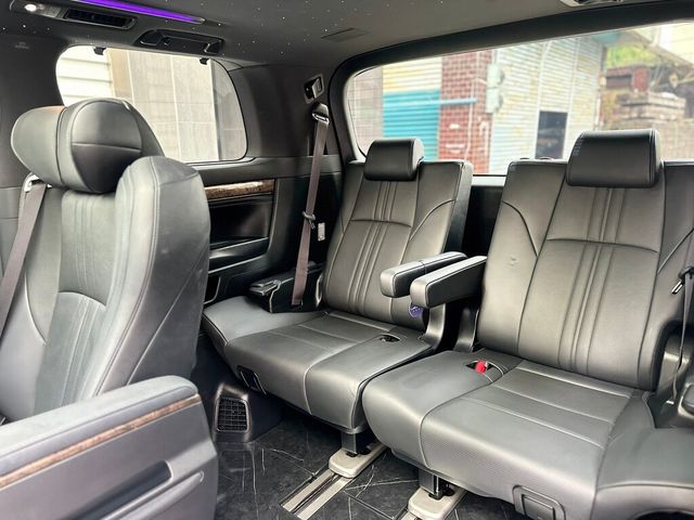TOYOTA豐田 ALPHARD  第6張相片