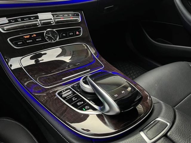 M-BENZ賓士 E450  第13張相片