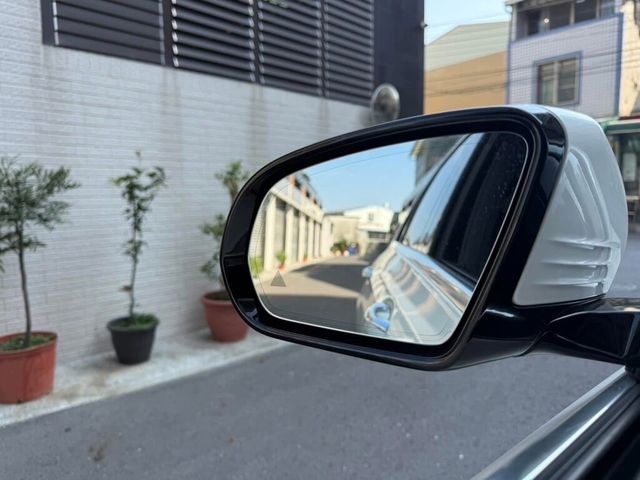 M-BENZ賓士 E450  第19張相片