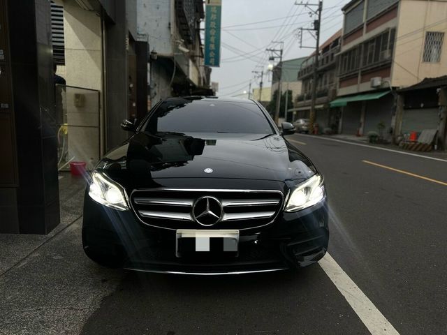 M-BENZ賓士 E300  第3張相片
