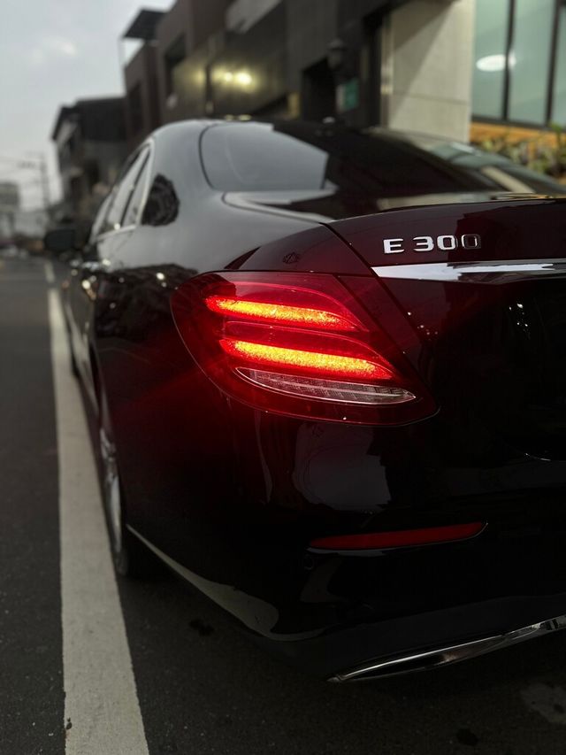 M-BENZ賓士 E300  第6張相片